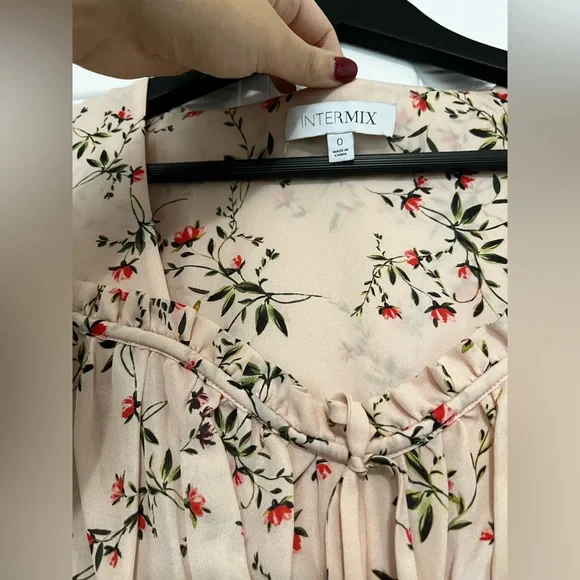 Intermix Silk Top - Picture 3 of 5